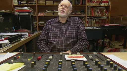 Pořad S mikrofonem za hokejem končí