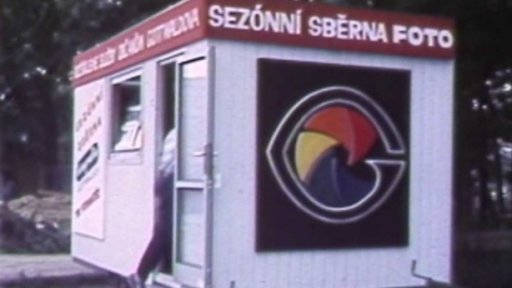 Mobilní fotografická sběrna v Gottwaldově (1986)