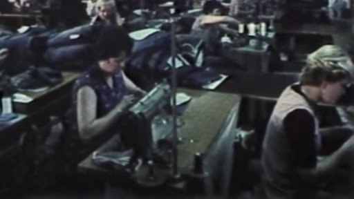 Manšestrové a riflové kalhoty na export (1982)