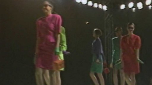 Burda: módní přehlídka a česká verze časopisu (1989)