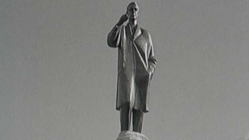 V Praze byl odhalen pomník Jana Švermy (1969)