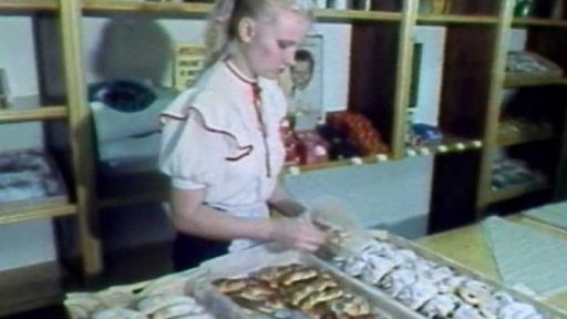 Prodejna specializovaná na jemné pečivo v Třebíči (1988)