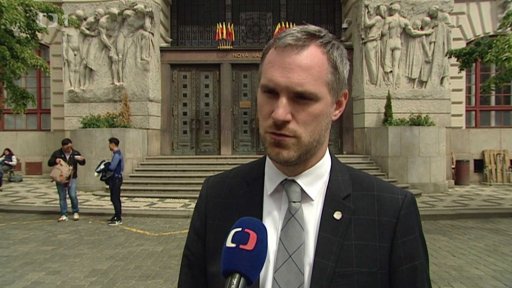 Invalidé versus Praha