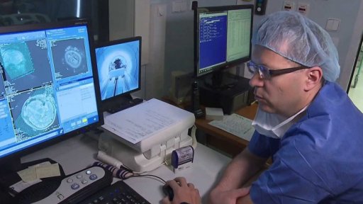 Nové metody při operacích mozkových nádorů