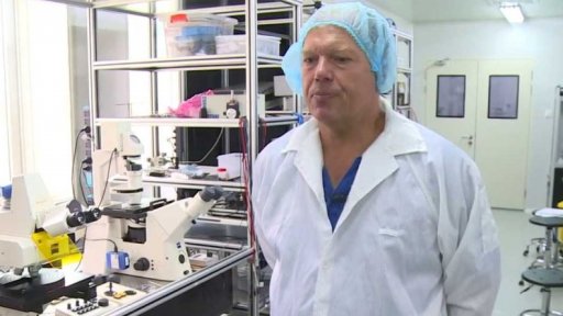 Bezpečné testování DNA plodu z krve matky