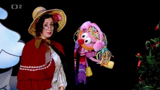 Muf zjistí, že Pipeta vodí ťapající vánoční stromky zpátky do lesa…