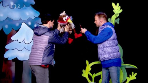 Kluci Filip a Tomáš a jejich písnička o vrabcích, co zobali igelitové obaly…