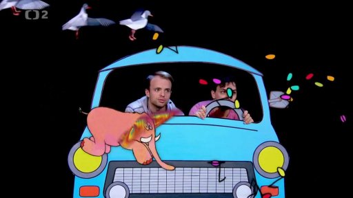 Filip s Tomášem jedou v trabantu a zpívají, přidá se i Muf. Píseň Prší, prší.