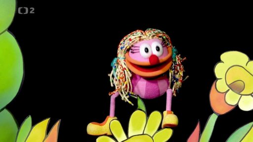 Muf si chce užít po škole co nejvíc zábavy, Fámula ho provokuje – ji škola baví.