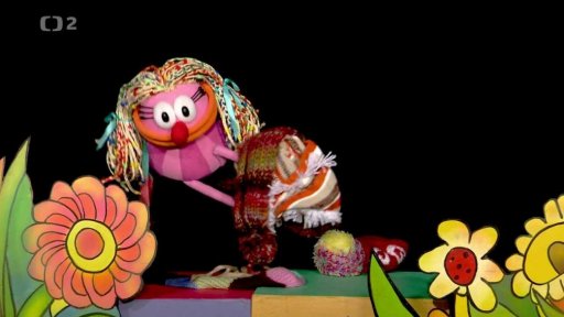 Fámula se rozhodla připravit na zimu.