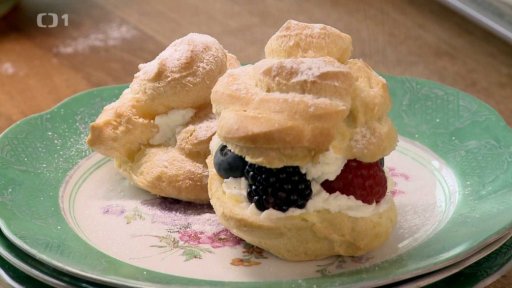 Profiterolky s vanilkovou šlehačkou