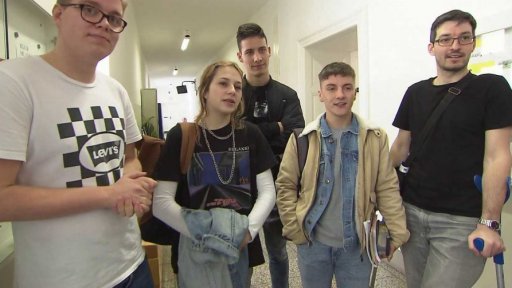 Téma: debut a jeho parta - reportážní sonda