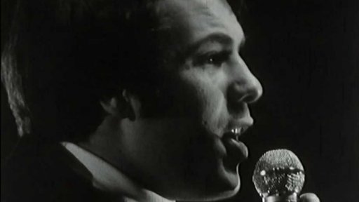 Zpívá Salvatore Adamo