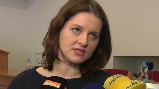 Rodičovská se zvyšuje na 300 tisíc korun