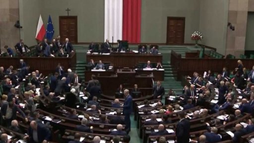 Protesty proti polskému disciplinárnímu zákonu