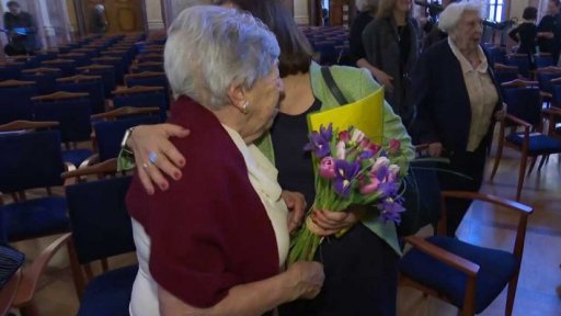 Oběti holocaustu si připomněli také lidé v Česku