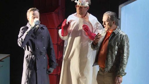 Hra Komplic v Dejvickém divadle