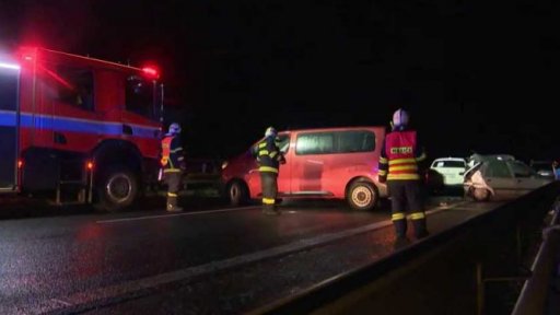 Hromadná nehoda na dálnici D10