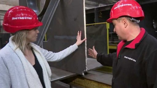 Výroba obřích vrat pro vodní komoru