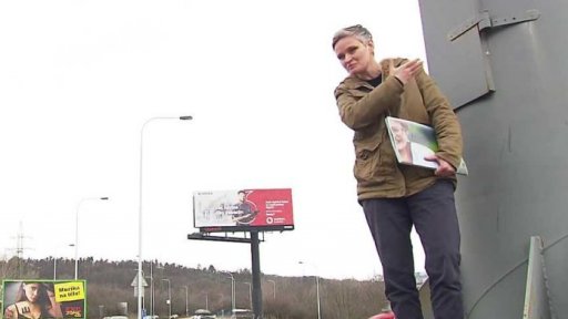 Reklamy v ulicích měst