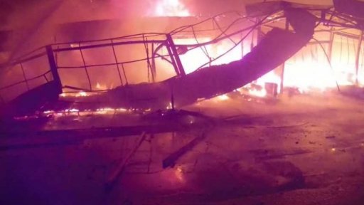 Požár tržnice na Chebsku