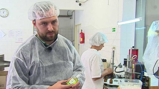 V Česku chybí respirátory a gely