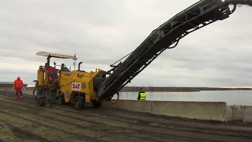 Oprava mostu přes vodní nádrž Nové Mlýny