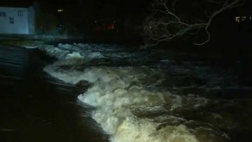 Výstraha před větrem a zvedáním hladin toků