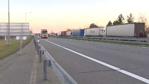 Kolony na dálnici D2