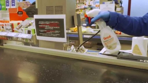 Itálie utlumí výrobu kvůli krizi