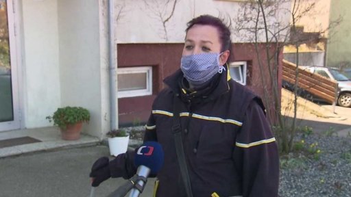 Pošťáci donesou důchody