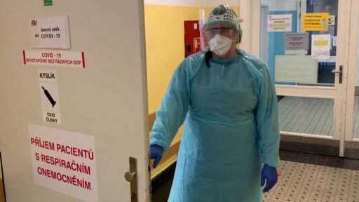 Dobrovolníci v nemocnicích