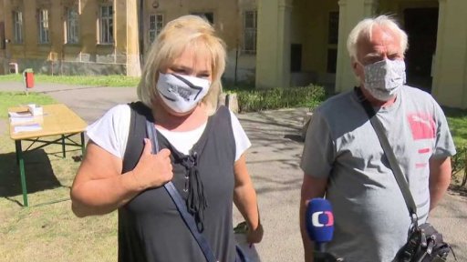 Pokračuje plošné testování