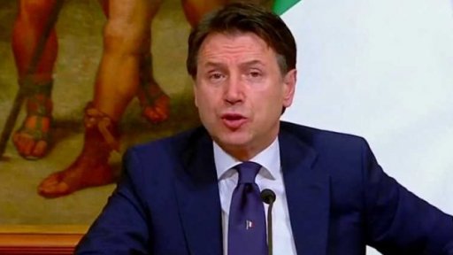 Uvolňování opatření v zahraničí