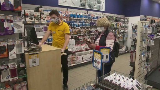 Znovuotevření některých obchodů