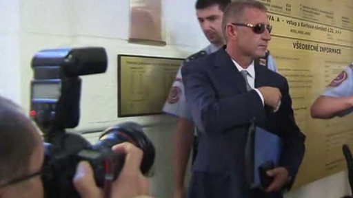 Janoušek nemusí nastoupit do vězení