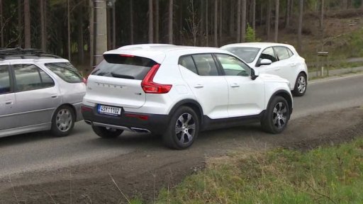 Stavba křižovatky Rádelský mlýn