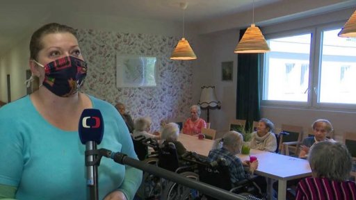 Výpadek v příjmech domovů pro seniory