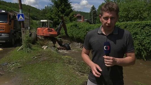 Odklízení následků bleskových povodní