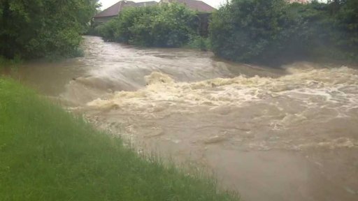 Deště opět zvedly hladiny řek v Česku