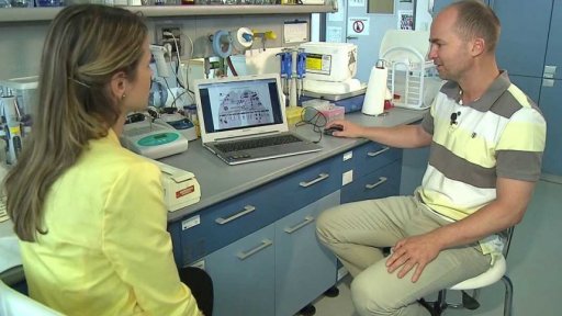 Češi testují lék na covid-19