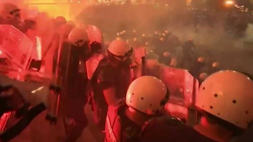 Pokračující nepokoje v Srbsku