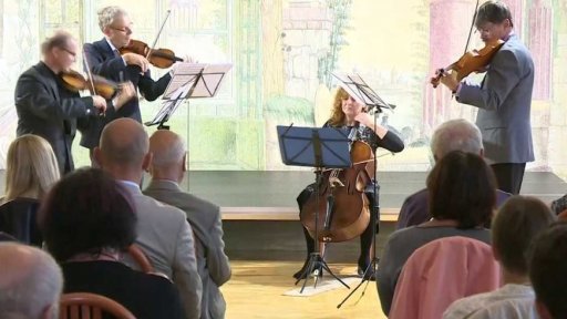 Hudba valdštejnských salonů