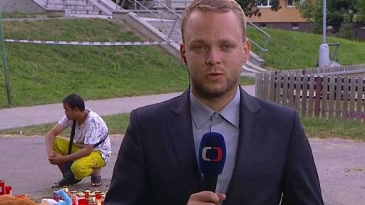 Návrat obyvatel do místa neštěstí