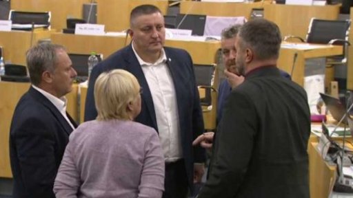 Ústecký kraj si chce půjčit na investice