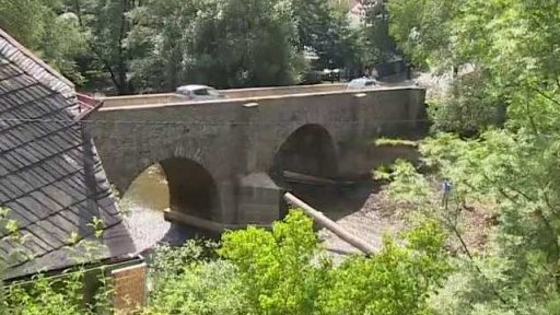 Oprava historického mostu v Rabštejně