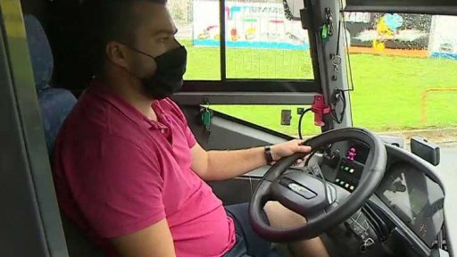 Roušky a další omezení