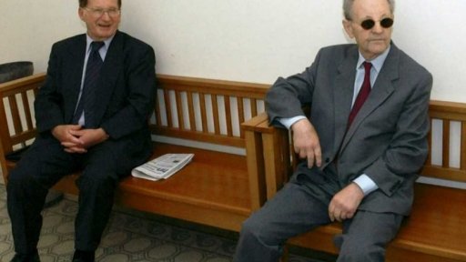 Zrušení stíhání bývalých komunistických představitelů