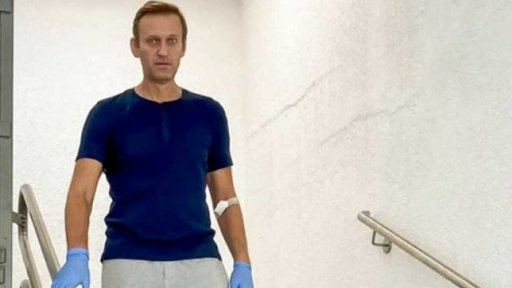 Navalnyj propuštěn z nemocnice