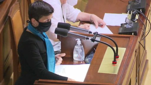 Poslanci jednali o koronaviru